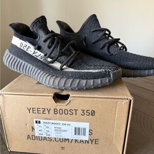 Adidas Yeezy Boost 350 V2 Black Sneakers
